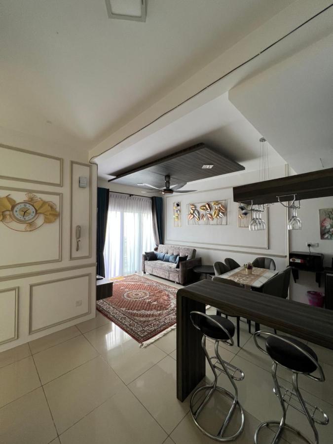 Ourstay @ Swiss Garden Residence Куантан Екстериор снимка